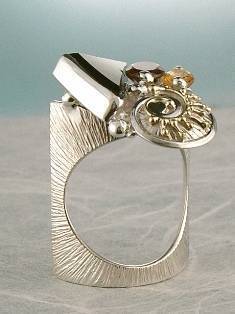 anillo plata de ley y oro 585 con piedras de moda, anillo para mujeres de plata de ley con piedras, joyas de autor plata de ley con piedras para mujeres, anillo 9054