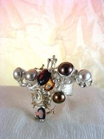jewellery with seaside theme, jewellery with seashells theme, jewellery with nature theme, jewllery with ocean theme, jewelry made by artist, mixed metal jewelry made from silver and gold, Ring 3627