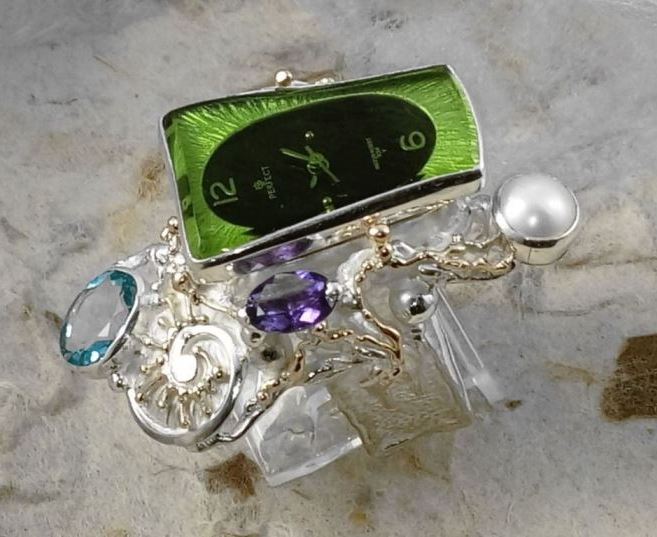 gregory pyra piro handgemaakte sieraden, exclusieve design sieraden, unieke design sieraden, sculpturale sieraden in goud en zilver, unieke sieraden voor vrouwen met edelstenen