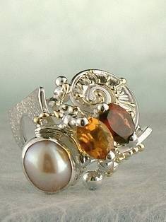 håndlagde smykker laget av en håndverker, hvor man kan kjøpe smykker laget av en håndverker, hvor man kan kjøpe smykker inspirert av retro-fasjon, hvor man kan kjøpe smykker med antikk utseende, kunstgallerier som selger håndlagde smykker, hvor man kan kjøpe smykker som selges i kunstgallerier , Citrin, Granat, Perle, Ring med Citrin og Granat Nummer 3782