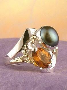 stříbro a 18 karátové zlato, citrín, perla, umělecké šperky v Prazě od umělec Gregory Pyra Piro, prstýnek 8693