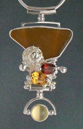 Original Sterling Silver and 18 Karat Gold Pendant with Moonstone