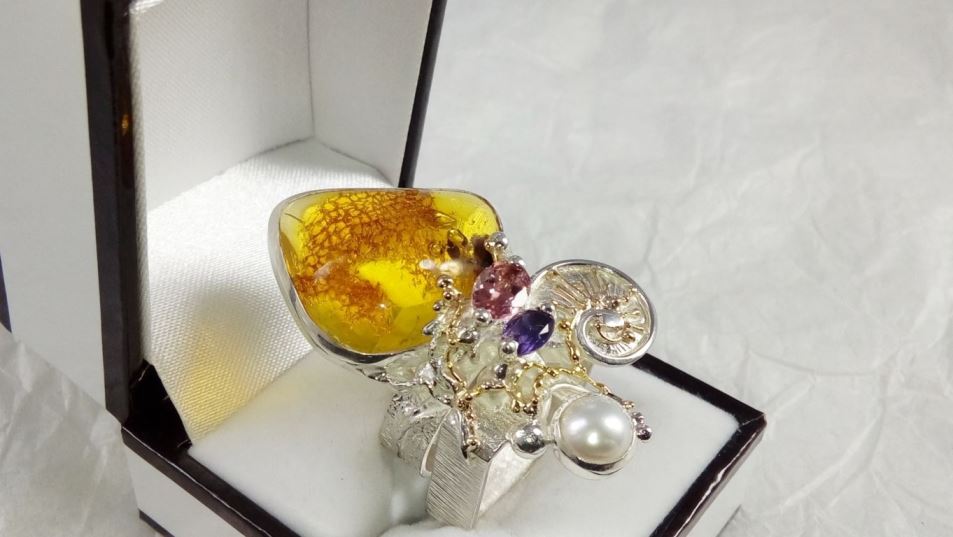 gregory pyra piro bague cyber 53869 fait main de créateur bague, bague avec ambre et améthyste, bague avec ambre et tourmaline rose, bague avec ambre et perle