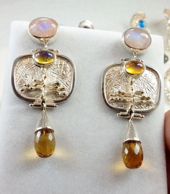 fine craft gallery earrings for sale, fine craft gallery artisan jewellery for sale, gregory pyra piro one of a kind earrings 6527, handcrafted mixed metal earrings in sterling silver 14k gold, handcrafted earrings moonstone and citrine