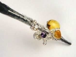 Gregory Pyra Piro Coupe-papier, Acier, Argent Massif, et Or 580 avec Ambre, Améthyste, et Perles