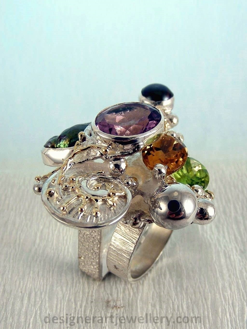 one of a kind ring in silver and gold, one of a kind mixed metal jewellery, gregory pyra piro cyber ring 1565, art jewellery in silver and gold, cyber rings for women with citrine and peridot, cyber rings for women with amethyst and peridot
