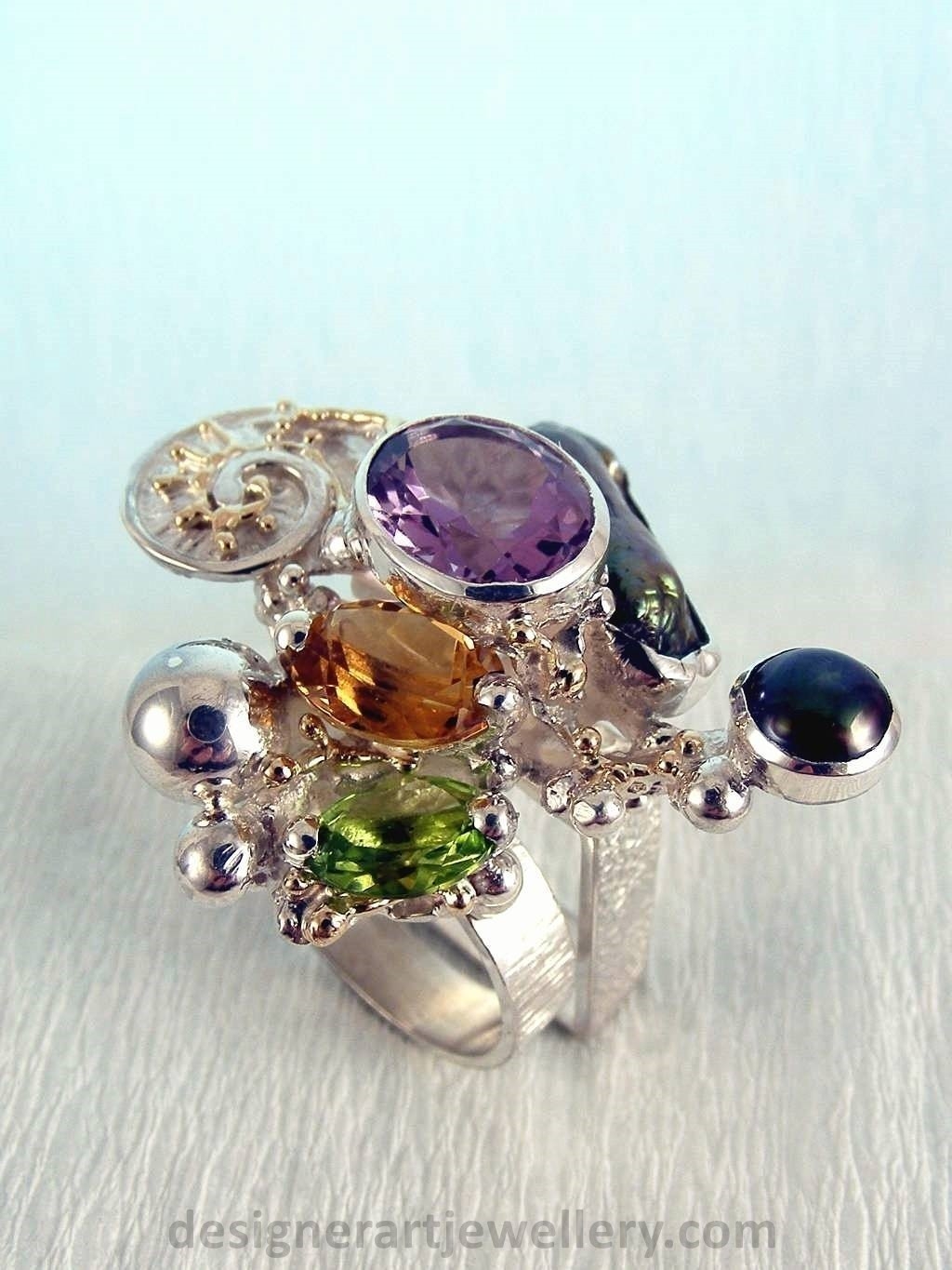 one of a kind ring in silver and gold, one of a kind mixed metal jewellery, gregory pyra piro cyber ring 1565, art jewellery in silver and gold, cyber rings for women with citrine and peridot, cyber rings for women with amethyst and peridot
