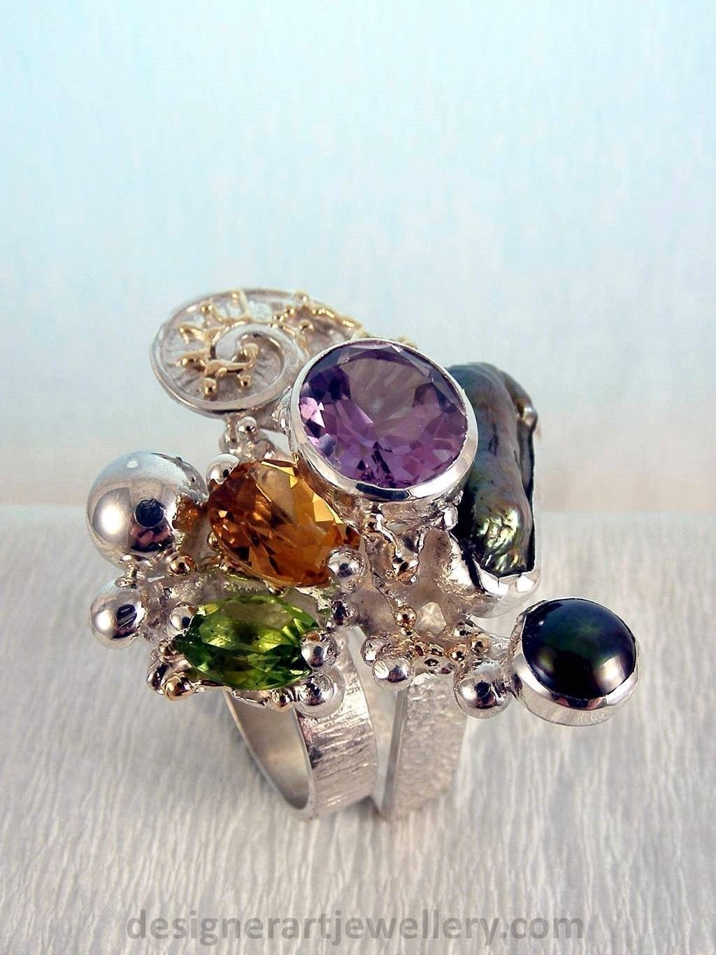 one of a kind ring in silver and gold, one of a kind mixed metal jewellery, gregory pyra piro cyber ring 1565, art jewellery in silver and gold, cyber rings for women with citrine and peridot, cyber rings for women with amethyst and peridot