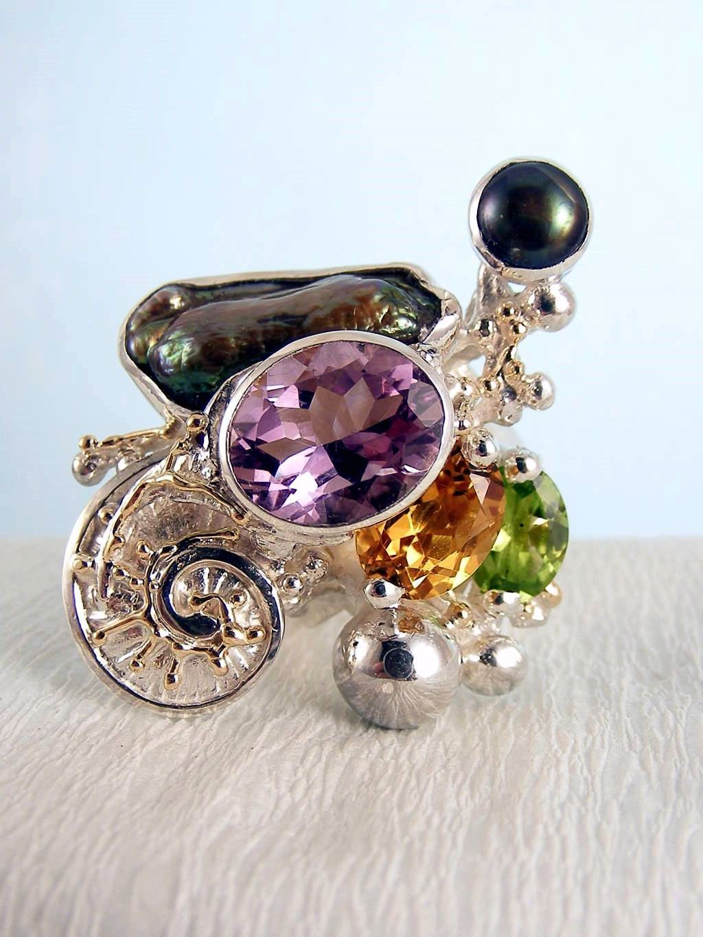 gregory pyra piro bijoux d'auteur, bijoux fait main artisanaux, bijoux d'art, bijoux avec perles naturelles et pierres précieuses, bijoux d'auteur artisanaux, argent et or bijoux, boutique et galerie bijoux, bijoux fait par des artisans, bijou lux pour femmes riches, bijoux à l'allure antique, bijoux contemporains à l'attrait classique, bague fait main, bague artisanale, bague argent et or 1565