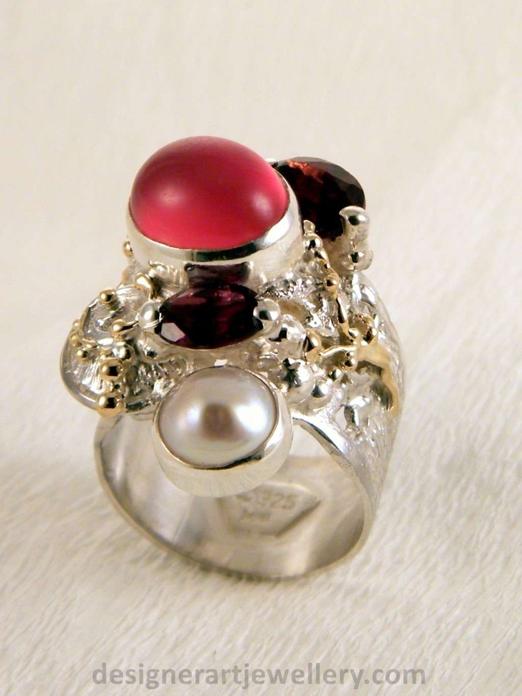 Gregory Pyra Piro Bague Fait Main n&deg; 6271 avec Grenat, Pierre de Lune, et Perle