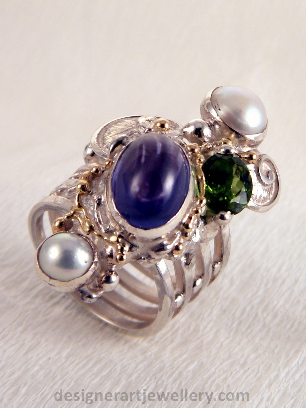 gregory pyra piro bijoux d'auteur, bijoux d'auteur or 14 ct et argent 925 avec pierres et perles, bijoux lux avec perles et pierres de créateur, bijoux d'art gregory pyra piro, bijoux avec perles naturelles et pierres précieuses, bijoux d'auteur artisanaux, argent et or bijoux, boutique et galerie bijoux, bijoux fait par des artisans, bijou lux pierrres or 14 ct et argent 925, bijoux contemporains pierres argent 925 et or 14 ct, gregory pyra piro bague artisanale spirale 7053