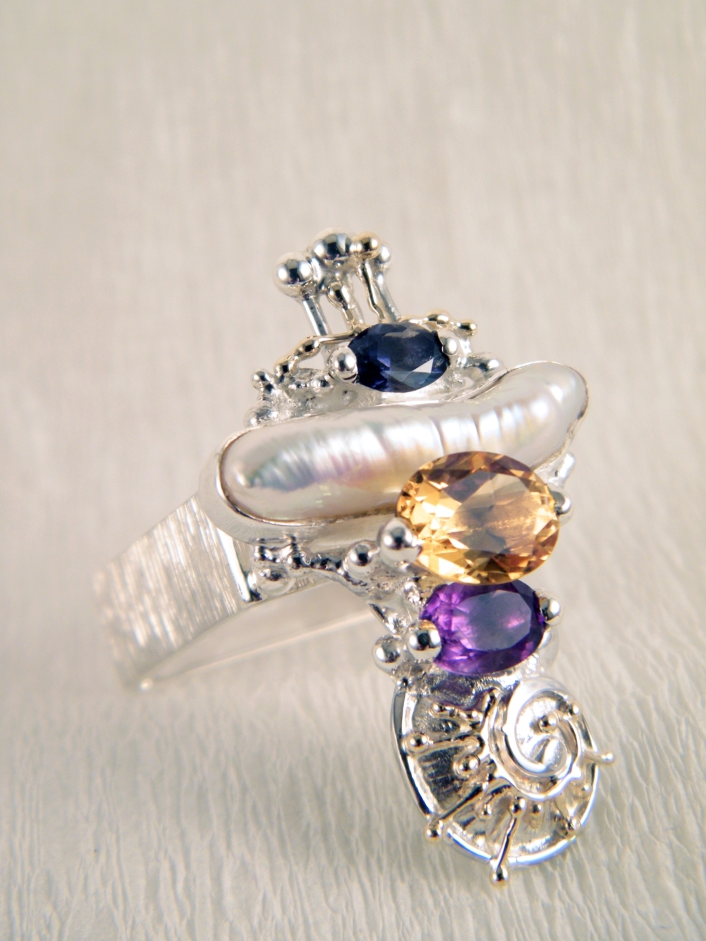 one of a kind handcrafted gregory pyra piro sqaure ring 1725, one of a kind jewellery, handmade jewelry with natural pearls and stones, fine craft gallery handcrafted jewellery, mixed metal handcrafted jewelelry